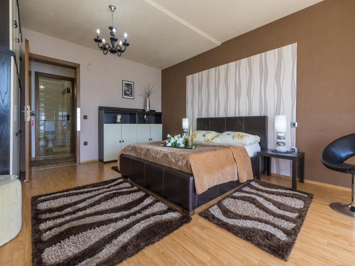 Apartments Pekera เซลเซ ภายนอก รูปภาพ