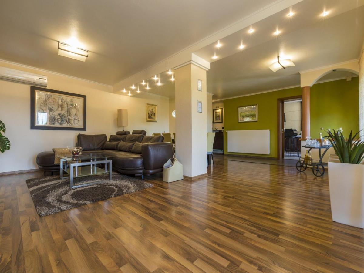 Apartments Pekera เซลเซ ภายนอก รูปภาพ